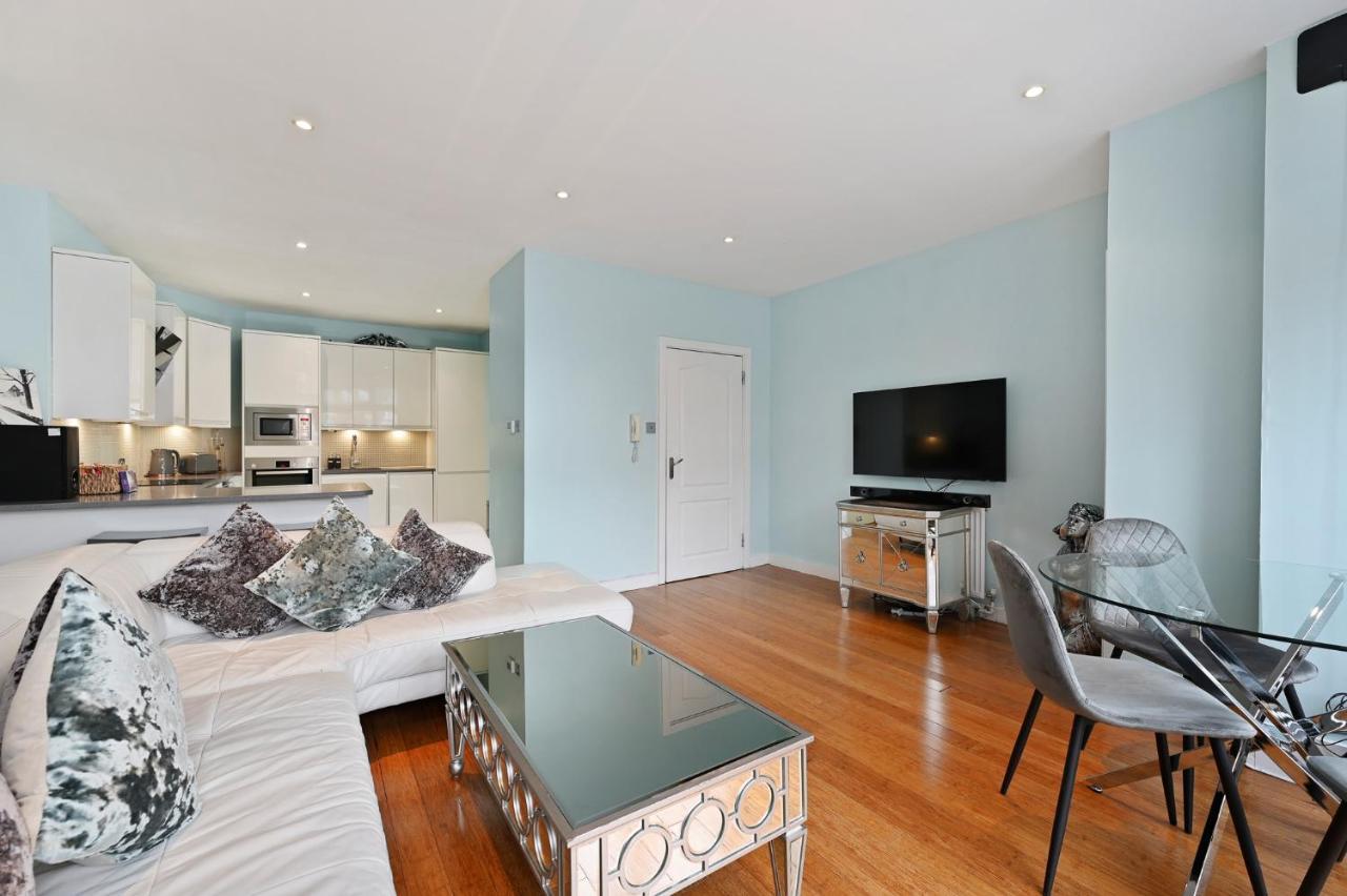Hampstead Opulence Apartment - Luxurious Split Level Property ロンドン エクステリア 写真