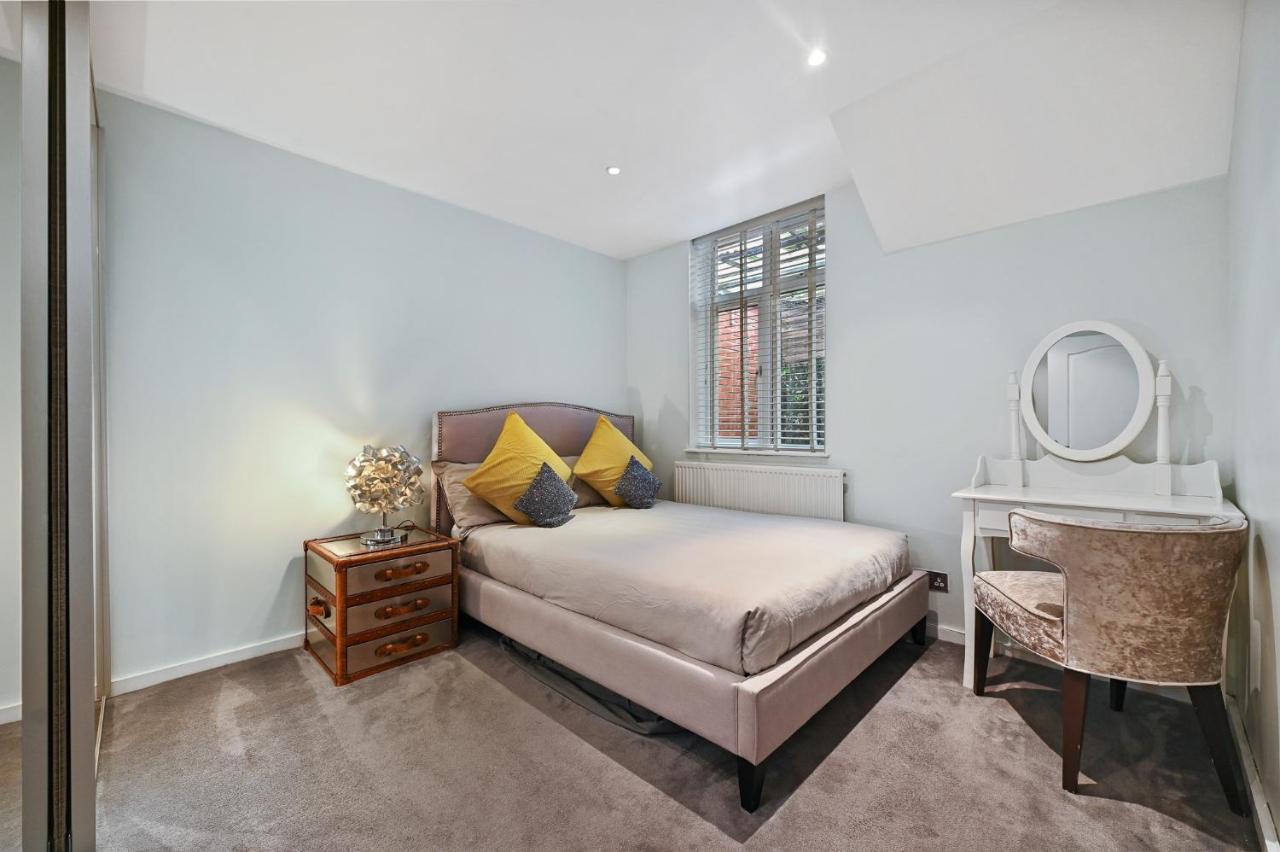 Hampstead Opulence Apartment - Luxurious Split Level Property ロンドン エクステリア 写真