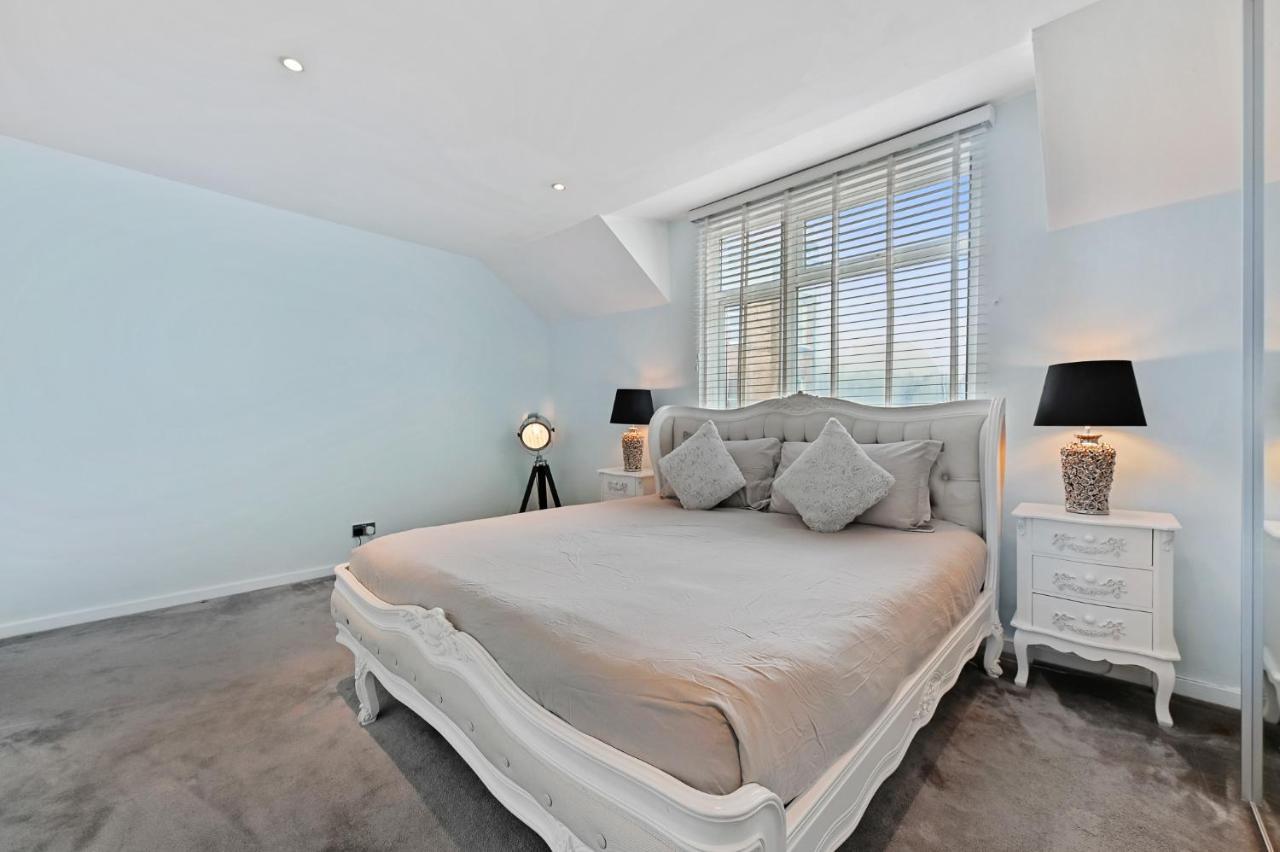 Hampstead Opulence Apartment - Luxurious Split Level Property ロンドン エクステリア 写真